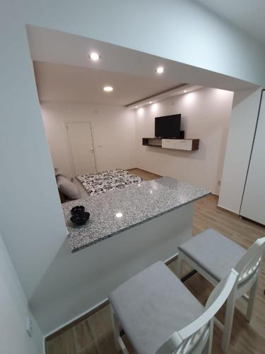 Apartman Jankulovski Kraljevo stan na dan smeštaj u ulici Moše Pijade kod gradskog bazena sa parkingom